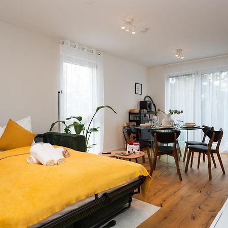 Noblenest: Terrasse - Netflix - Kaffee Appartement Wenen Buitenkant foto