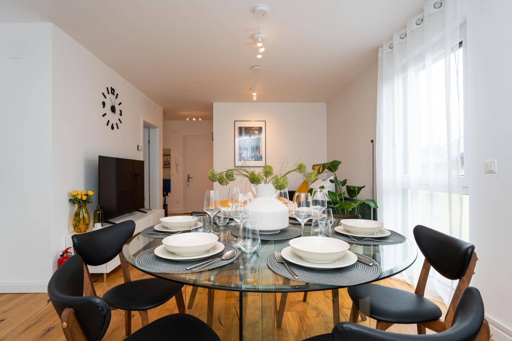 Noblenest: Terrasse - Netflix - Kaffee Appartement Wenen Buitenkant foto