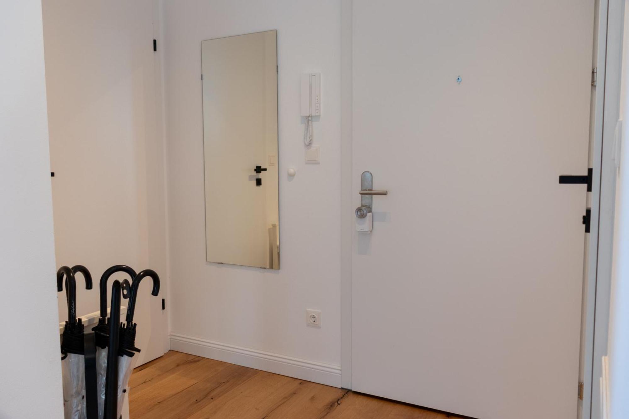 Noblenest: Terrasse - Netflix - Kaffee Appartement Wenen Buitenkant foto